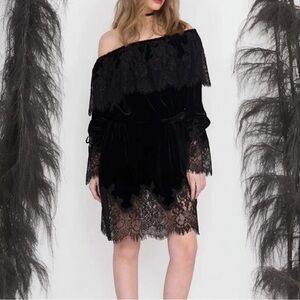 Gold Hawk Sophia Velvet Dress (Black) • $350 MSRP/Medium NWT